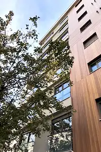 CADDEBOSTAN PLAJ YOLU SOKAK'TA SIFIR BİNADA 3+1 KİRALIK DAİRE