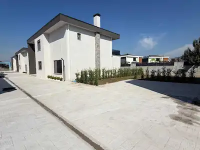 REMAX SOFT HAKAN ESENTÜRK'TEN ARALIK'TA KİRALIK LÜKS VİLLA YAŞAM