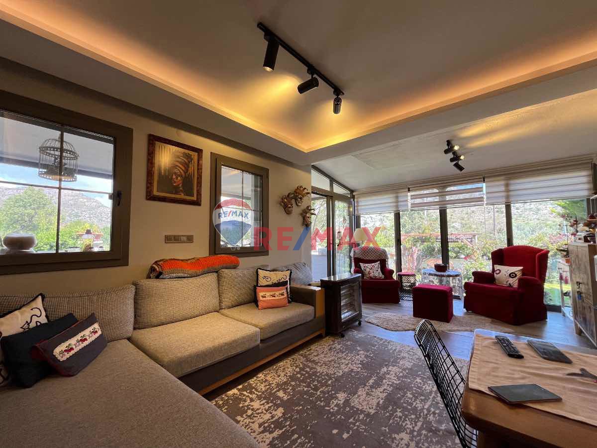 HUZUR VE DOĞA ARAYANLARA: BOZBURUN'DA SATILIK MÜSTAKİL EV