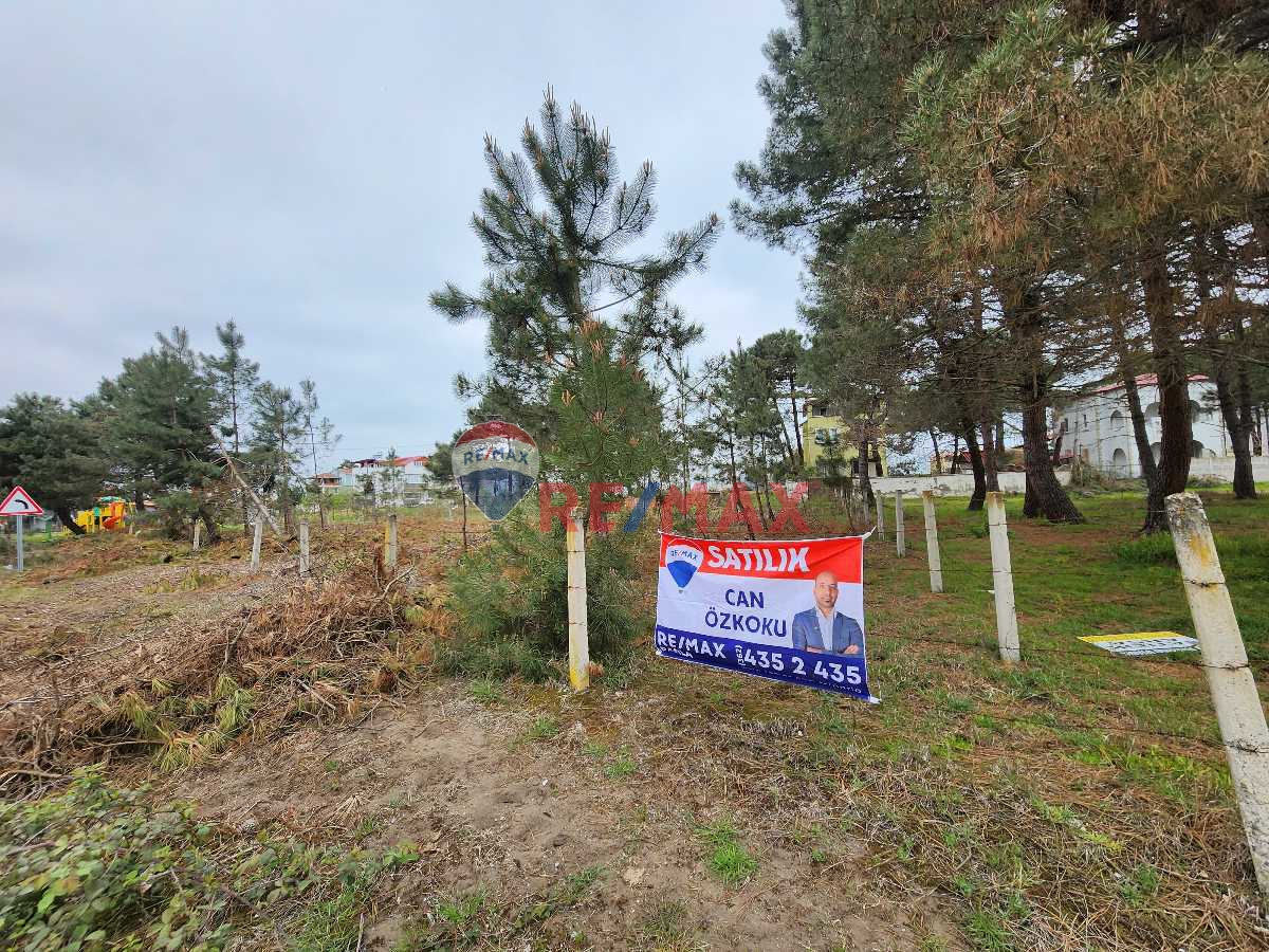 ÇARŞAMBA YALI MAHALLESİ DENİZE 200 M 3 KAT İMARLI VİLLA ARSASI!