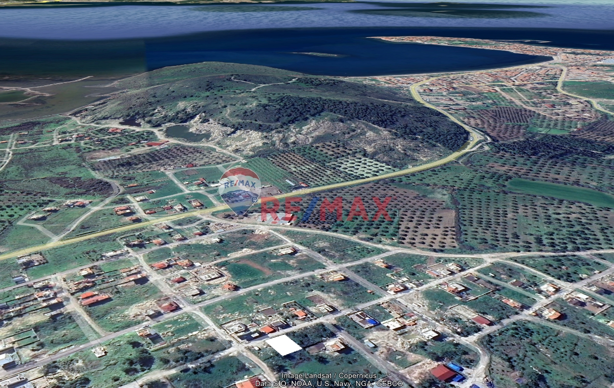 İZMİR ÇANDARLI'DA SATILIK İMARLI ARSA