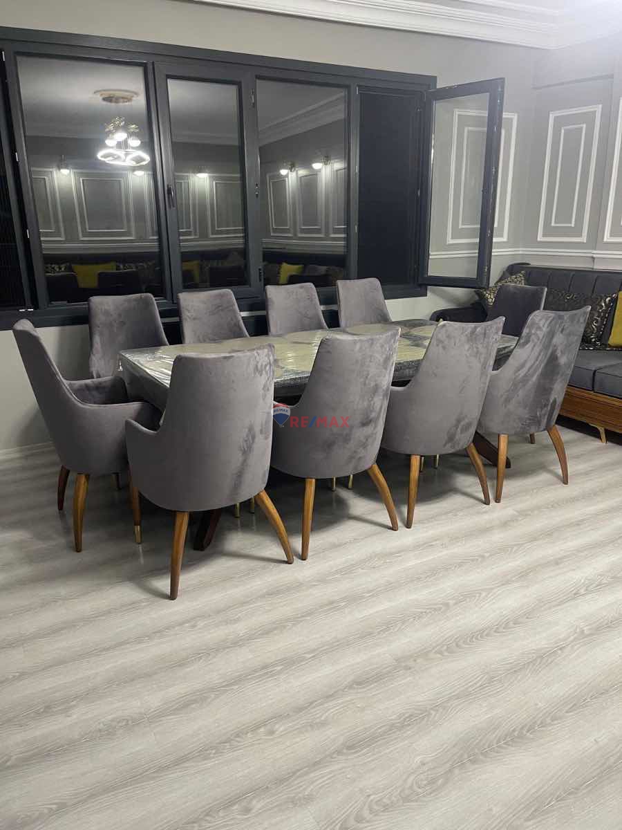 "KÜÇÜKBAKKALKÖY'ÜN KALBINDE, CADDE ÜZERI 3+1 GENIŞ DAIRE!"