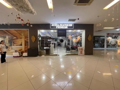 BEYLIKDÜZÜ BEYAZ CITY AVM ADAKENT MERKEZDE STAILIK DÜKKAN 