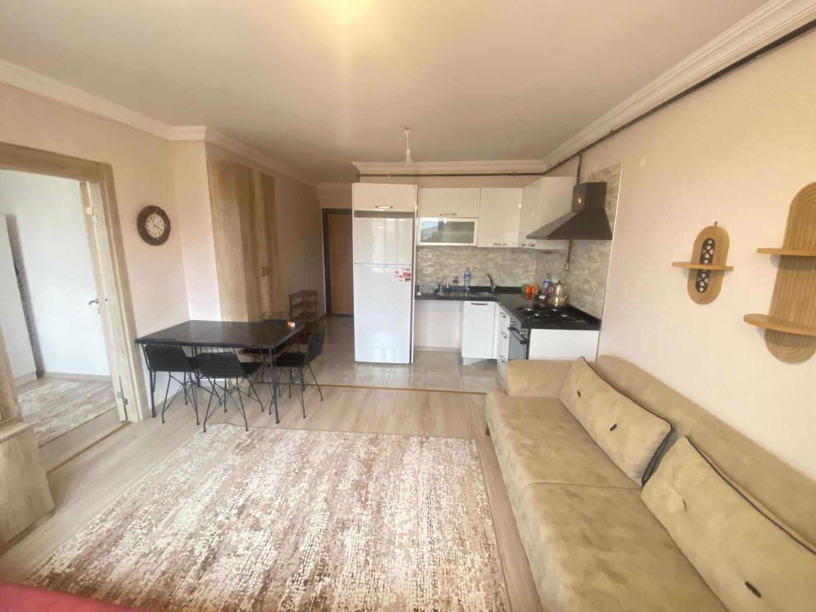 TUZLA EVLİYA ÇELEBİ'DE KİRALIK EŞYALI 1+1 DAİRE