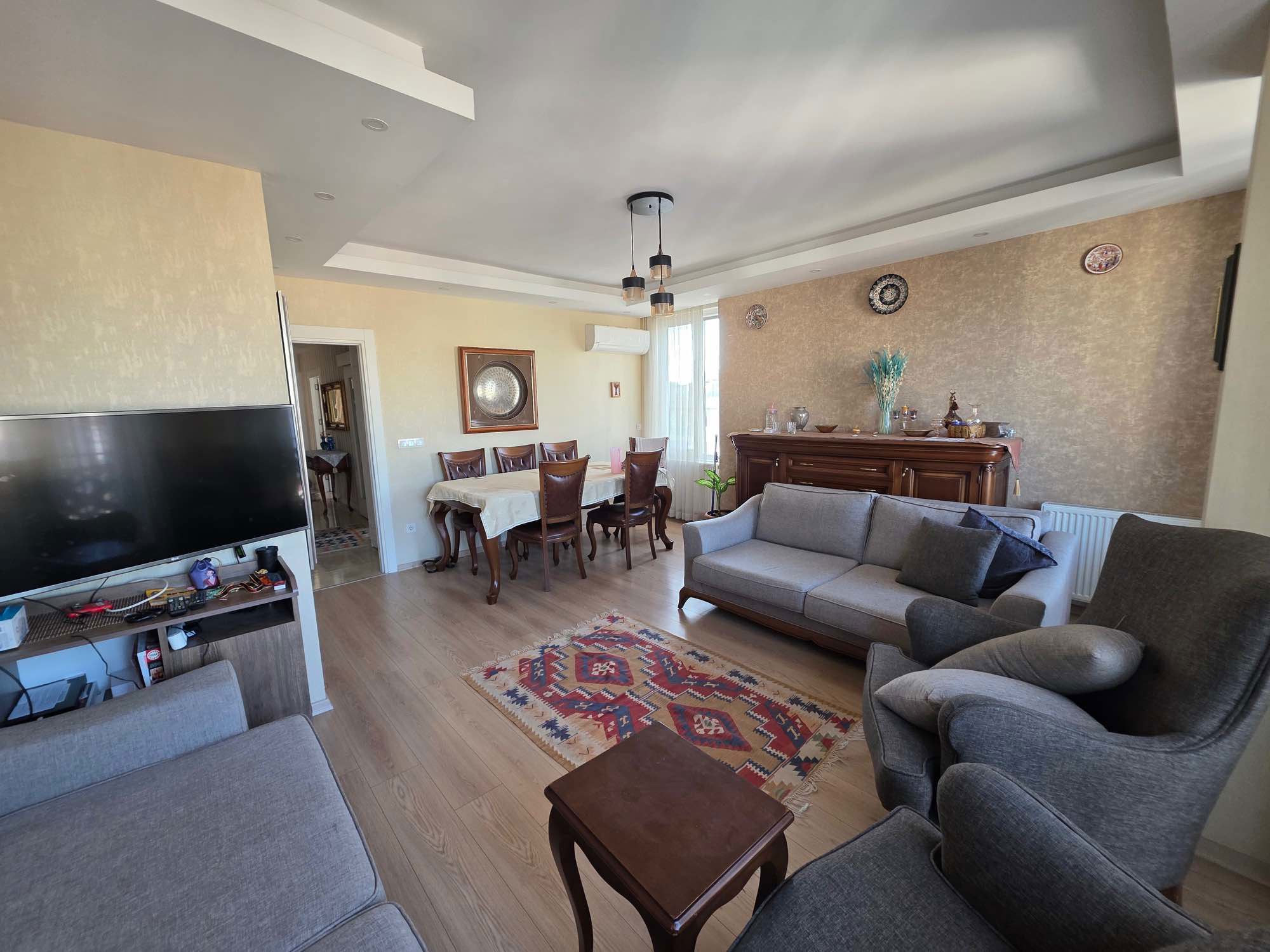 GÖZTEPE MERDIVENKÖY'DE SATILIK 2+1 78 NET DAIRE