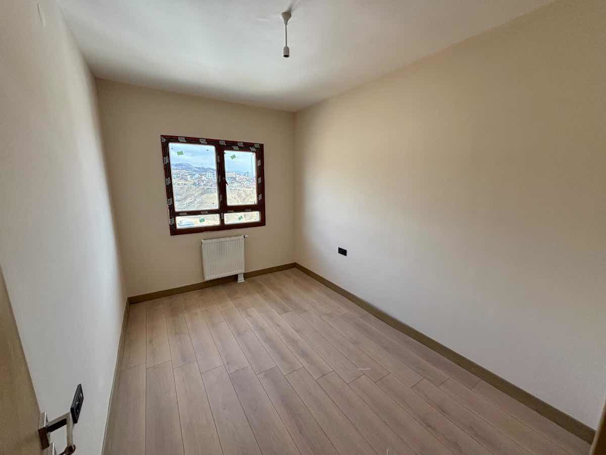 REMAX DOĞU'DAN YENİ ZAFRAN 1. ETAP TOKİDE SIFIR KİRALIK DAİRE!