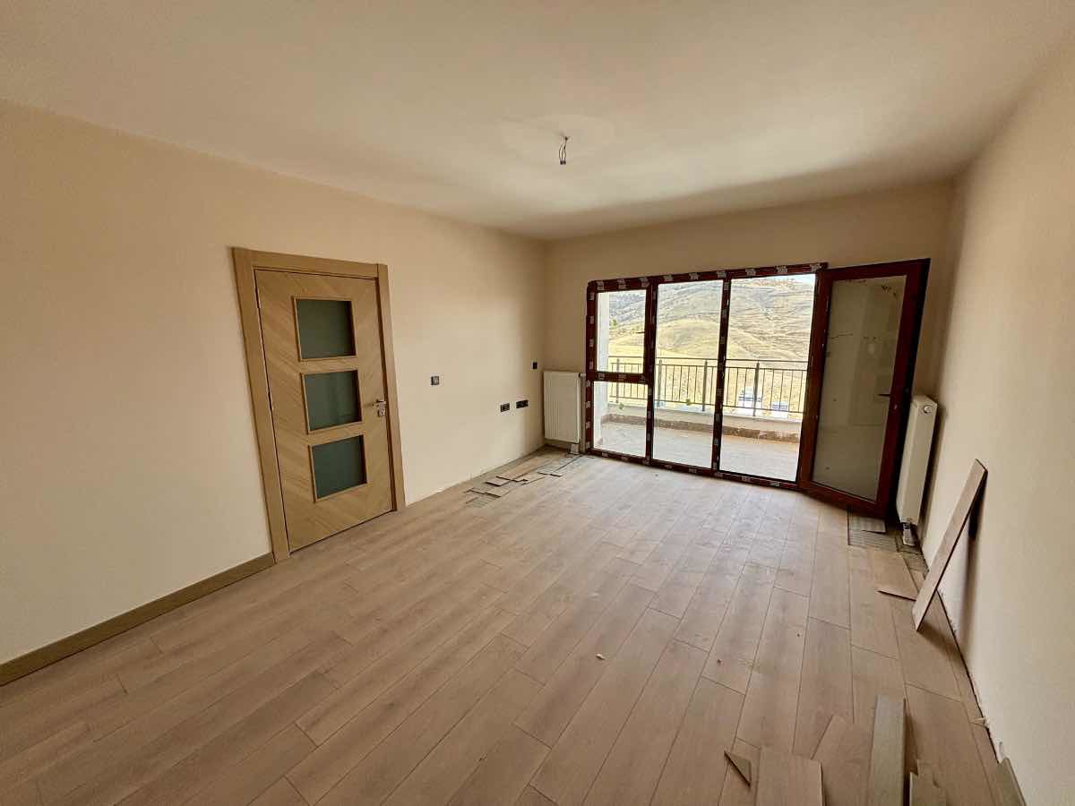 REMAX DOĞU'DAN YENİ ZAFRAN 1. ETAP TOKİDE SIFIR KİRALIK DAİRE!