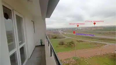 SİTEDE ÜNİVERSİTEYE YAKIN ARAKAT DENİZ MANZARALI DAİRE