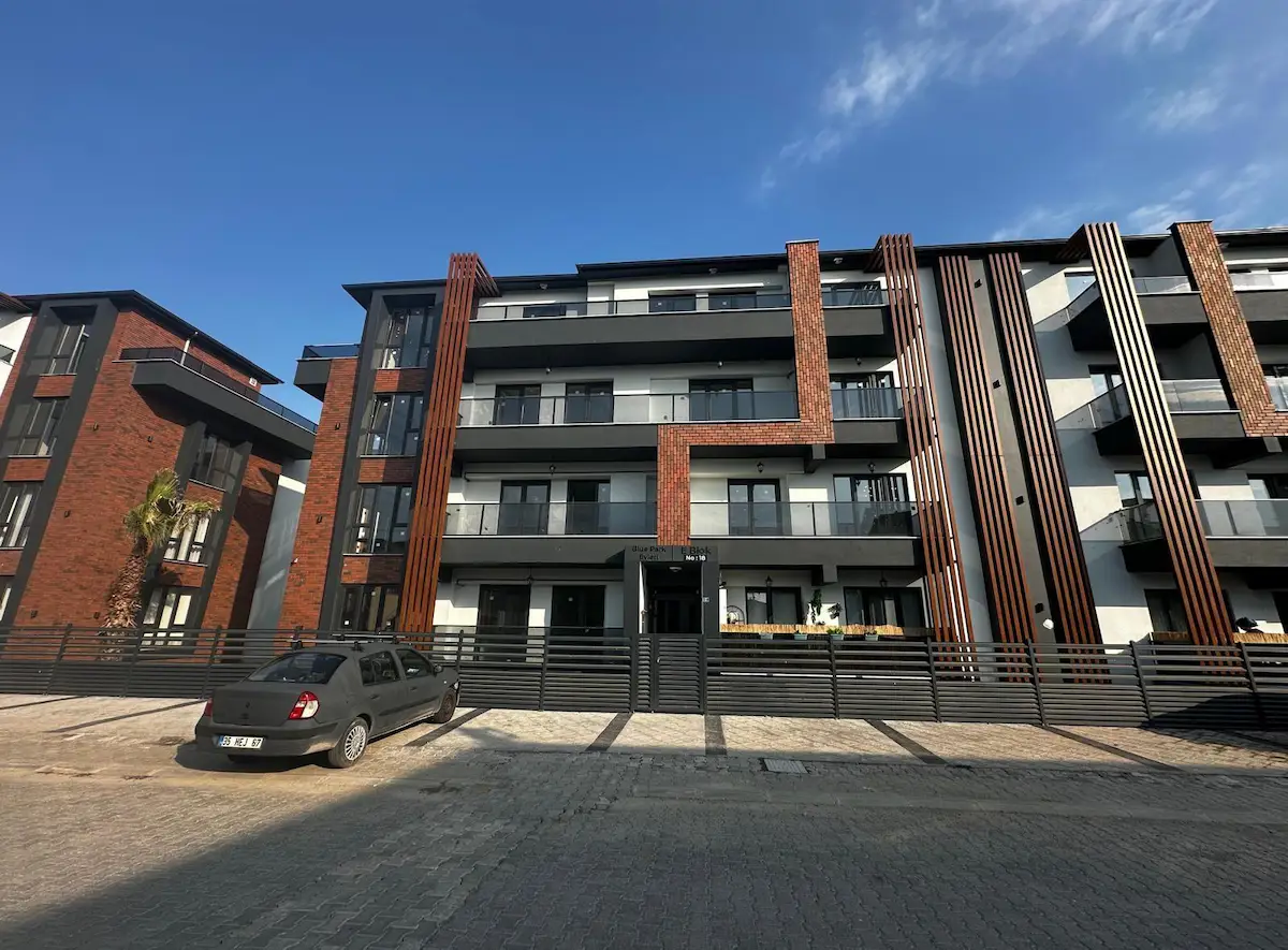 İZMİT KARTEPE ' DE 3+1 ÇATI DUBLEKS SATILIK DAİRE