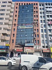 ULUS ÇANKIRI CADDE ÜZERİ 1+1 65 M2 CADDE CEPHELİ OFİS