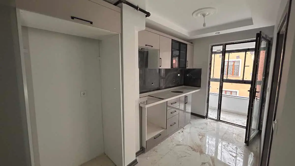 ESKİŞEHİR ODUNPAZARI HUZUR MAHALLESİNDE LÜKS 1+1 SATILIK DAİRE