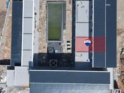 YENI FOÇA DA HAVUZLU ASANSÖRLÜ SITEDE SATILIK 2+1 DUBLEKS DAIRE