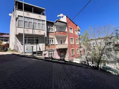 KAĞITHANE YAHYA KEMAL MAHALLESİ'NDE KİRA GETİRİLİ SATILIK KOMPLE BİNA