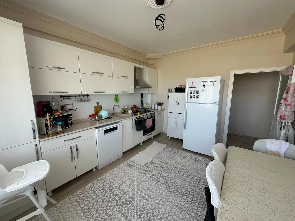 REMAX İLKE'DEN HİLALKENT'TE 3+1 SATILIK ARA KAT DAİRE