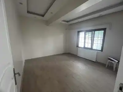 ADAPAZARI’NDA BAHÇE KATI 3+1 | 115 M² NET | BALKONLU | KREDİYE UYGUN