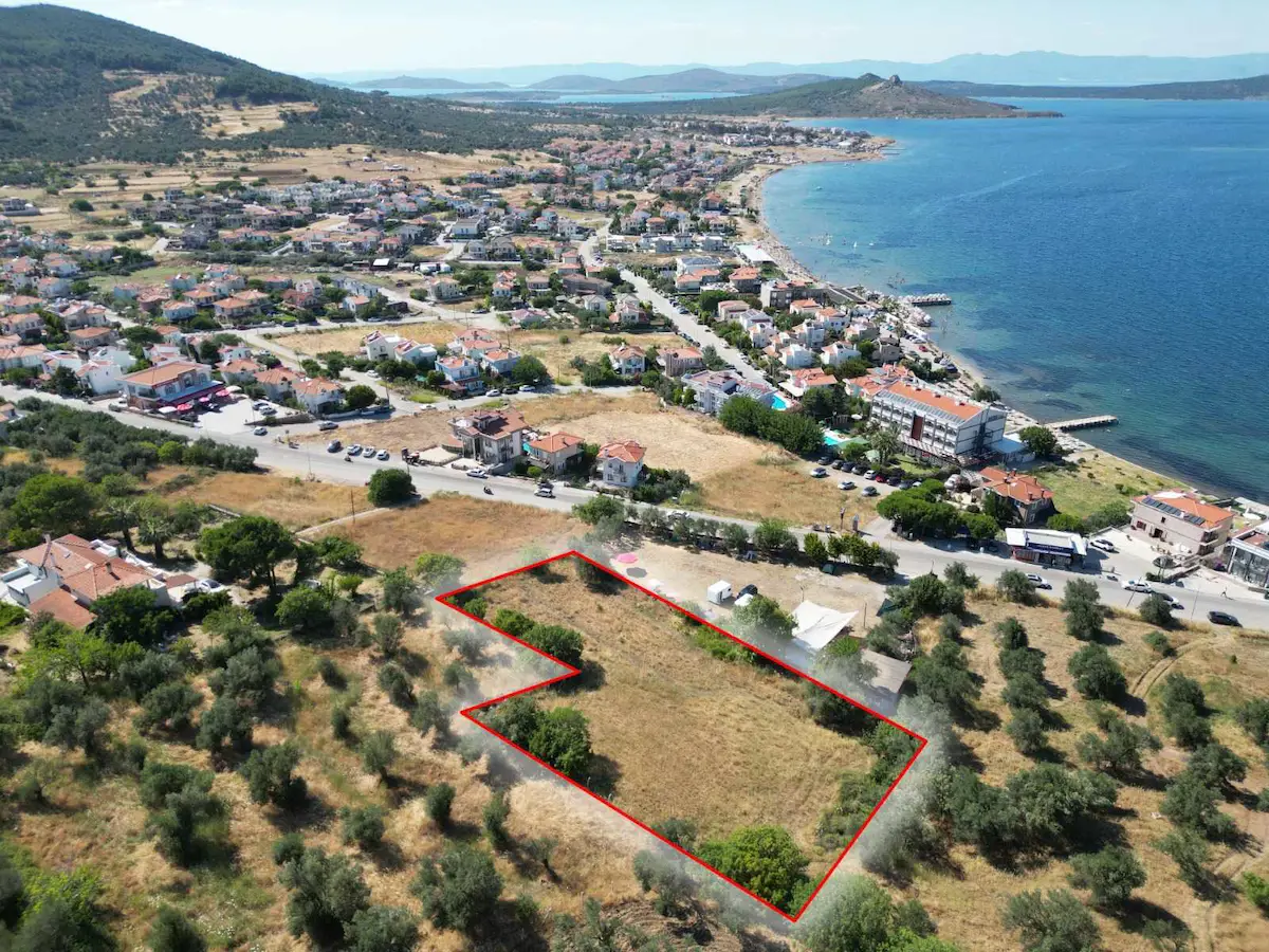 CUNDA MITHATPAŞA’DA GELIŞIM POTANSIYELLI 1/2 TARLA HISSESI