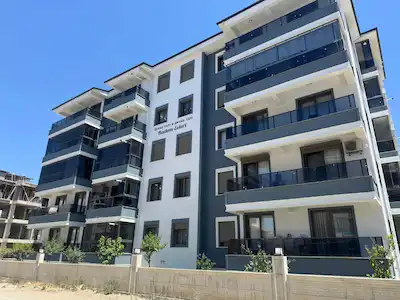 BURHANİYE CUMHURİYET MAH’DE SIFIR 2+1 | ARA KAT | BALKONLU | DOĞALGAZ KOMBİLİ