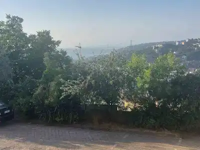 ÜSKÜDAR’DA SİTE İÇİNDE EŞYALI 3+1 KİRALIK DAİRE | 130 M² NET, DOĞALGAZ KOMBİ, BALKONLU