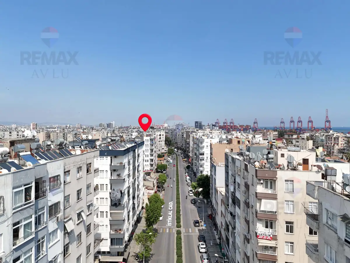 REMAX AVLU’DAN İSTİKLAL CADDESİ ÜZERİNDE SATILIK DÜKKÂN