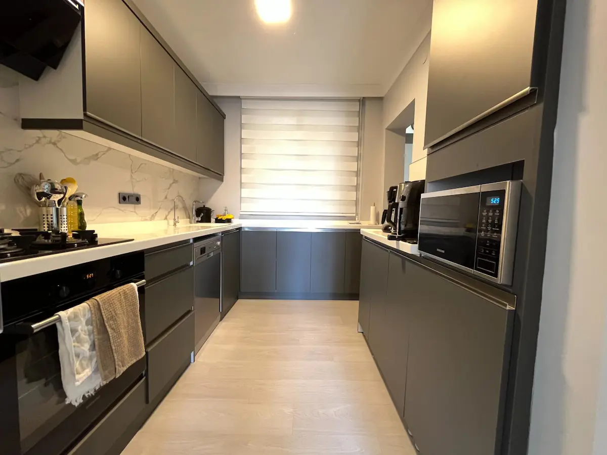 YENİMAHALLE FULL YAPILI ACİL SATILIK 100. YIL SİTESİ 3+1 SATILIK DAİRE