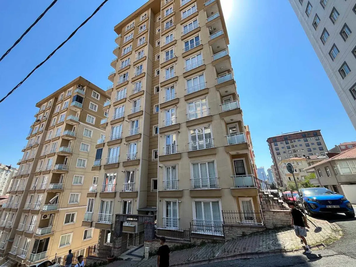 REMAX OSMAN KAYA İKBAL CAD. ŞEKER SOK.3+1 BALKONLU SATILIK DAIRE