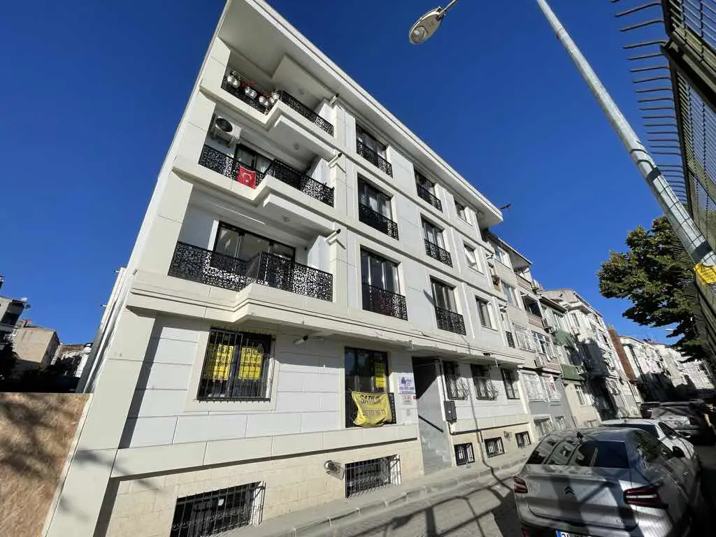 VATAN CADDESİNE YAKIN SIFIR 3+1 ASANSÖRLÜ BOŞ DAİRE