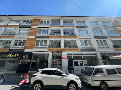 RE/MAX DIA'DAN SEMERKANT'TA 1+1 ARA KAT KIRALIK DAIRE