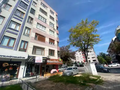 MİLLET CADDESİ ÜZERİ CİROSU YÜKSEK DEVREN SATILIK BUTİK