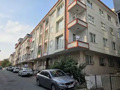 ÜMRANIYE ÇAKMAK MAH. ITFAIYE YAKINI ARA KAT 2+1 90M2