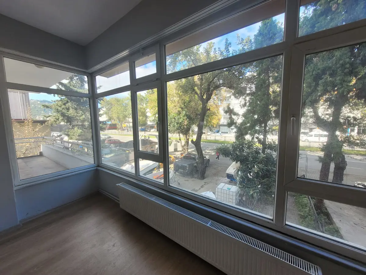 YENİMAHALLE’DE ATATÜRK BULVARI ÜZERİNDE KİRALIK 3+1 DAİRE