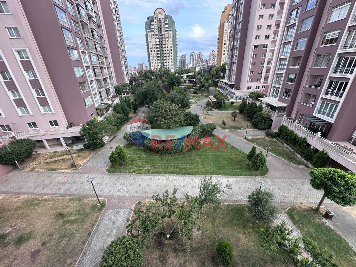 BAHCESEHİR MANOLYA EVLERİ 3+1