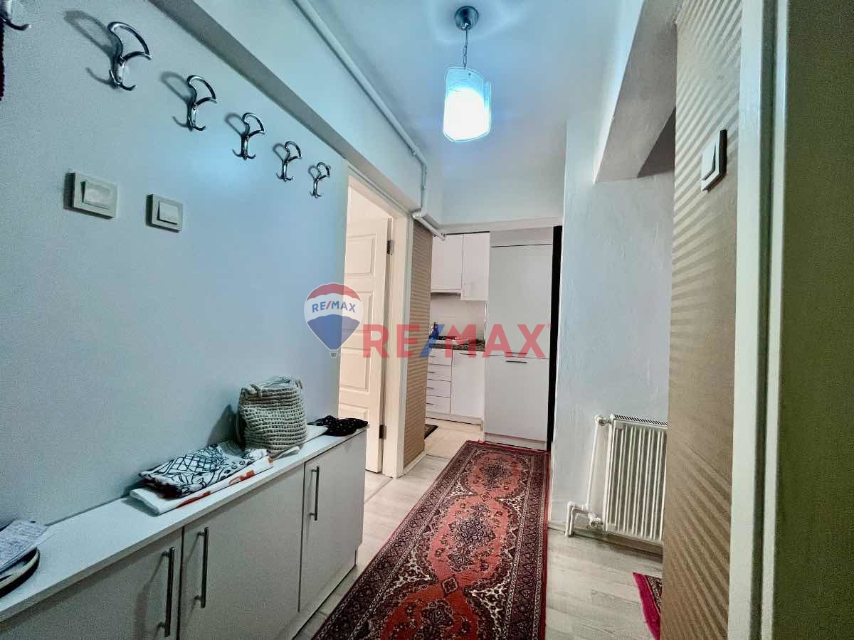 REMAX BEYAZ SELIMZADE MAHALLESI'NDE 2+1 KOMBILI SATILIK DAIRE