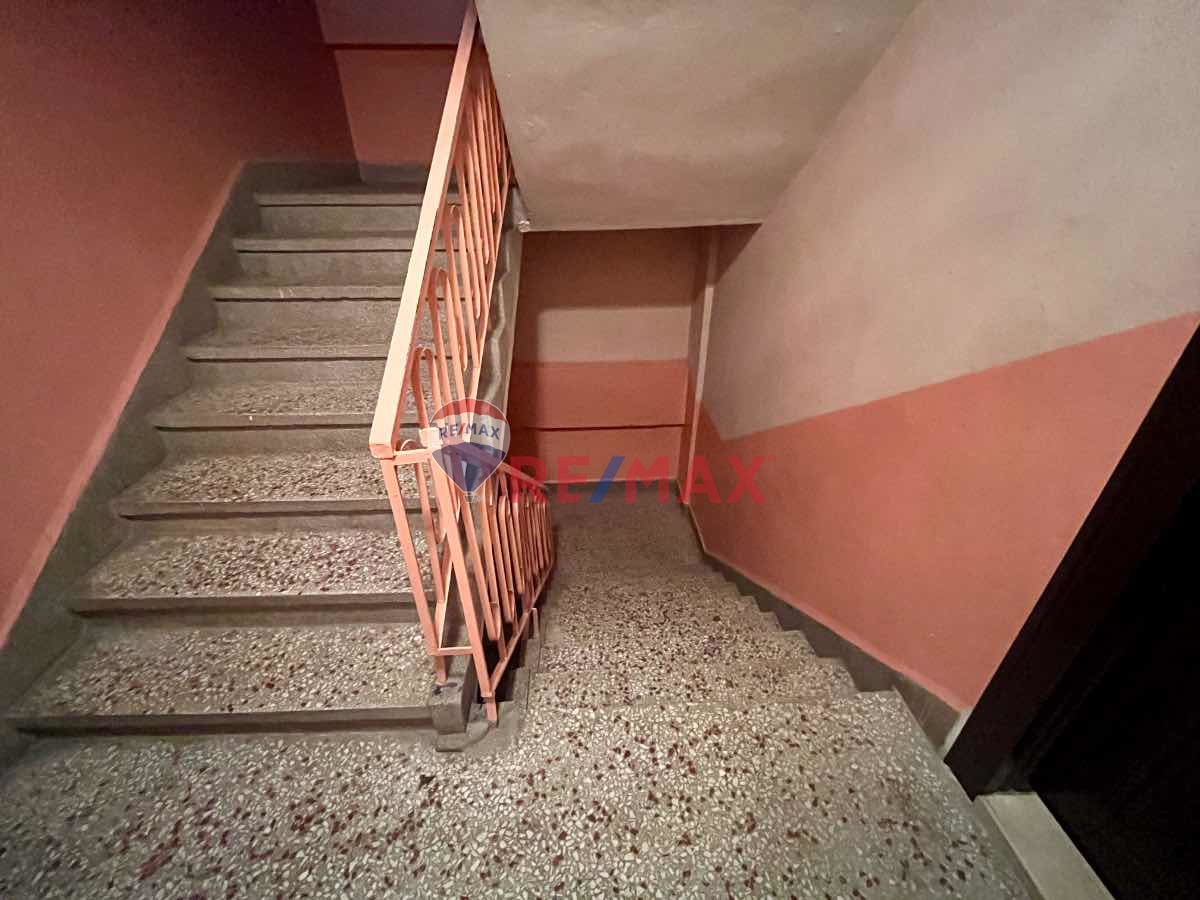 REMAX BEYAZ SELIMZADE MAHALLESI'NDE 2+1 KOMBILI SATILIK DAIRE