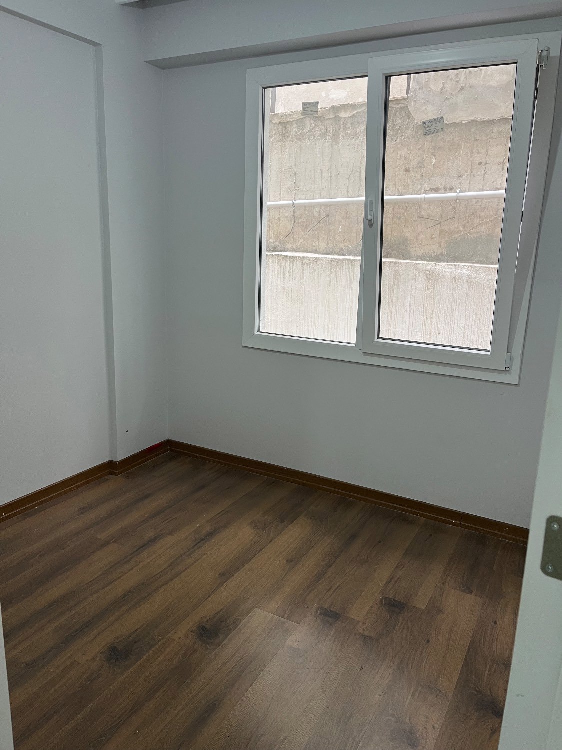 YAKUPLU MAHALLESINDE BAHÇE KATI 2+1 KIRALIK DAIRE