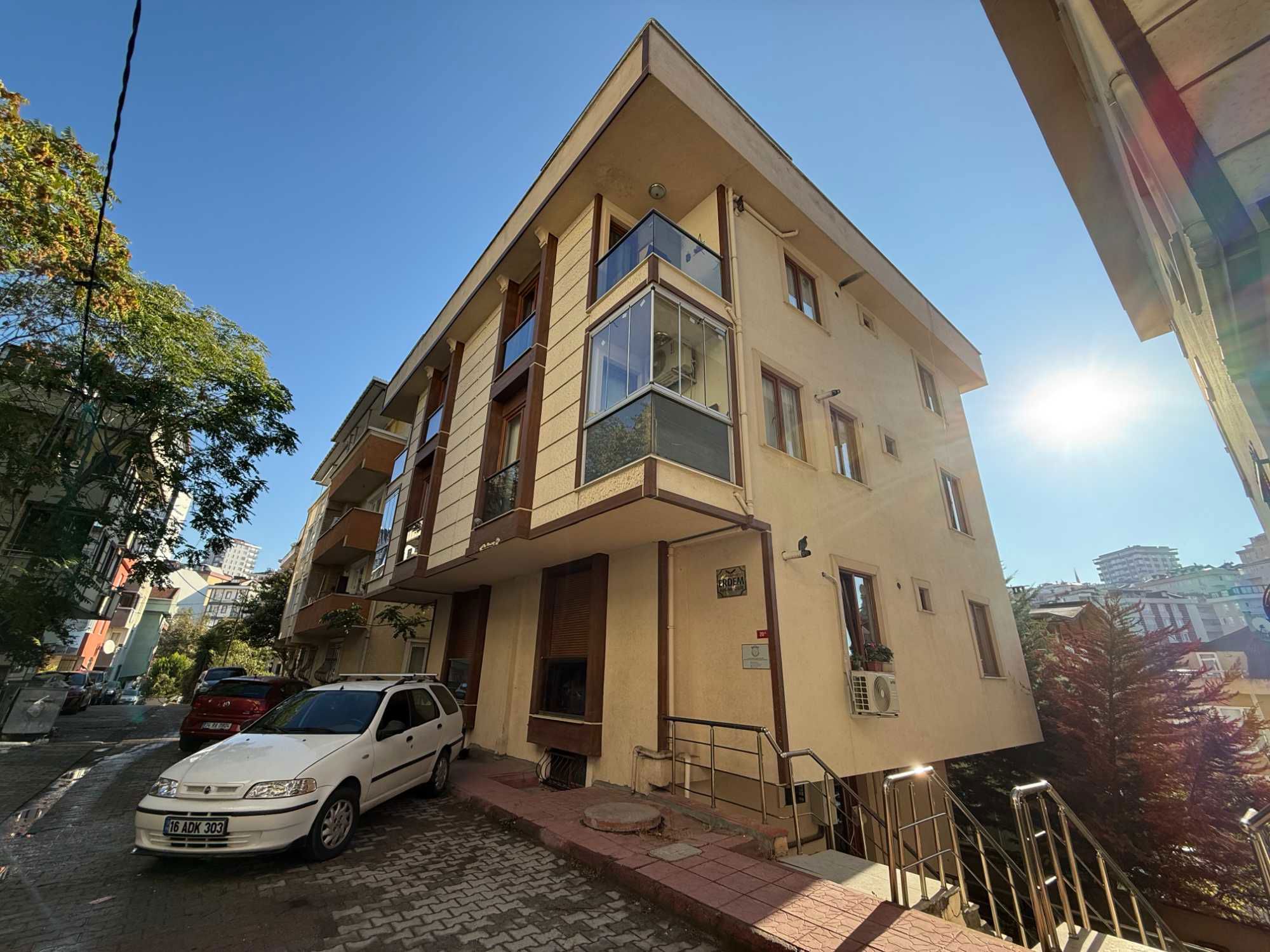 ATAŞEHİR İÇERENKÖYDE KİRALIK 1+1 EŞYALI DAİRE