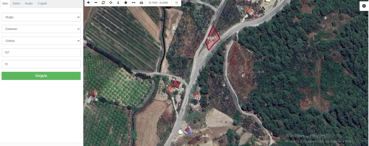 DALAMAN GÜRKÖYDE SATILIK 652M² YOL CEPHELI TEK TAPU TARLA