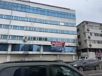MAHMUTBEY CADDESİ KOMPLE BİNA