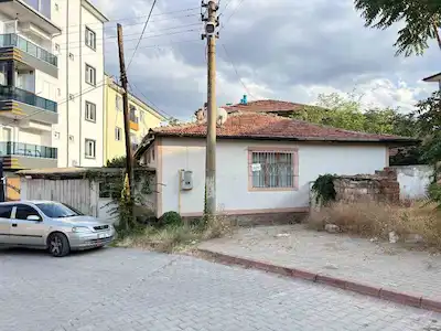 NOKTA'DA 400 M2 ARSA 2 ADET DAIRE GETIRILI  MÜSTAKIL EV