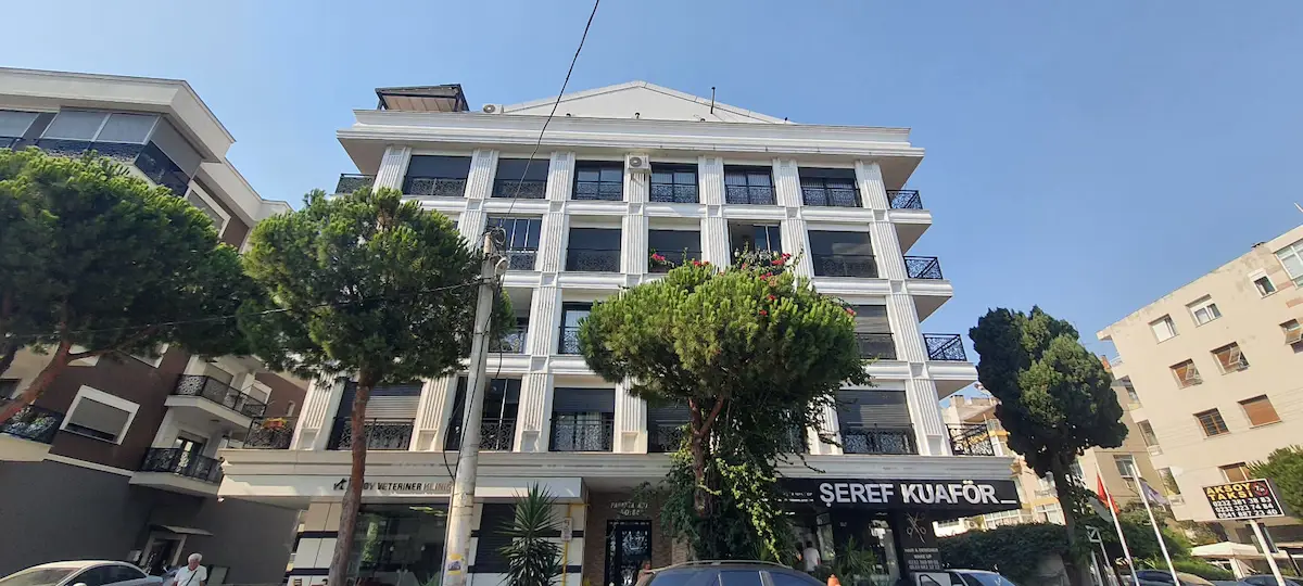 KARŞIYAKA AKSOY’DA 3+1 TERASLI DUBLEKS SATILIK DAİRE