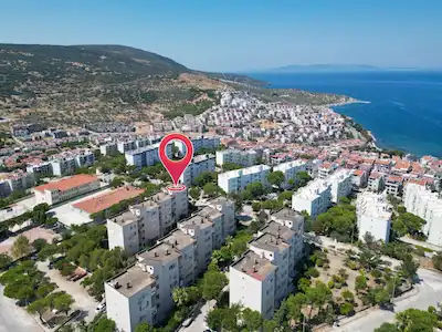 BARIŞKENT'TE DENIZ MANZARALI ARAKAT 2+1 DAIRE