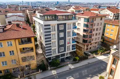 ÇEKMEKÖY TAŞDELEN ÖZEL BAHÇELİ 2+1 DAİRE 85M² İSKANLI SATILIK