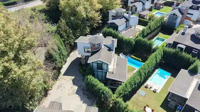 KIRKPINAR'DA MÜSTAKIL TADINDA HAVUZLU VILLA 480M² ARSA PAYI