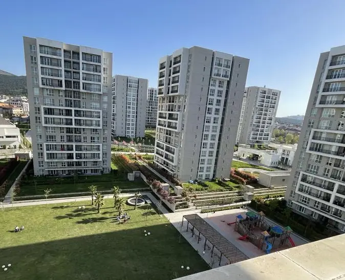 BİZİMTEPE AYDOS SİTESİNDE KİRALIK 2+1 88M2 6. KAT ARA KAT DUBLEKS