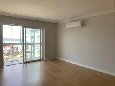 PENDİK YENİŞEHİR’DE 3+1 | 130 M² BRÜT | 8. KAT | 2 BANYO-2 WC KİRALIK DAİRE