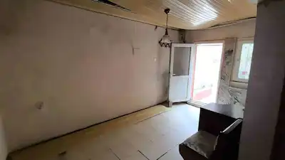 KORUMA STATÜSÜNE SAHIP ÖZEL BIR LOKASYONDA KÜÇÜK MÜSTAKIL BIR EV