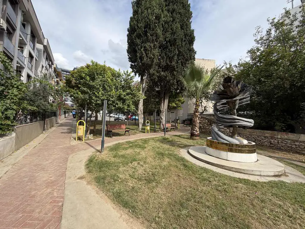 Property image 8