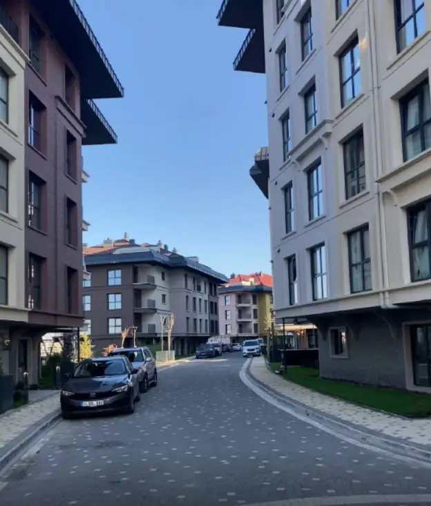 REMAX ASHILL YENI ÇAMLICA KONAKLARI EMLAK KONUT 2+1 SATILIK DAIRE