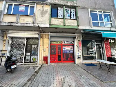 İSTOÇ 35. ADA'DA SATILIK M TİPİ BODRUM + GİRİŞ + ÜST KATLI DÜKKAN