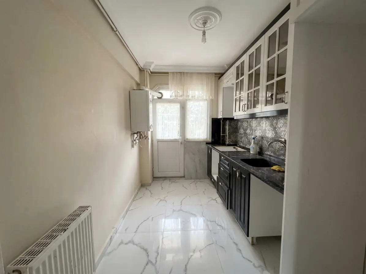 TRAMVAY METRO 5 DK MESAFEDE 2+1 SATILIK DAIRE 3