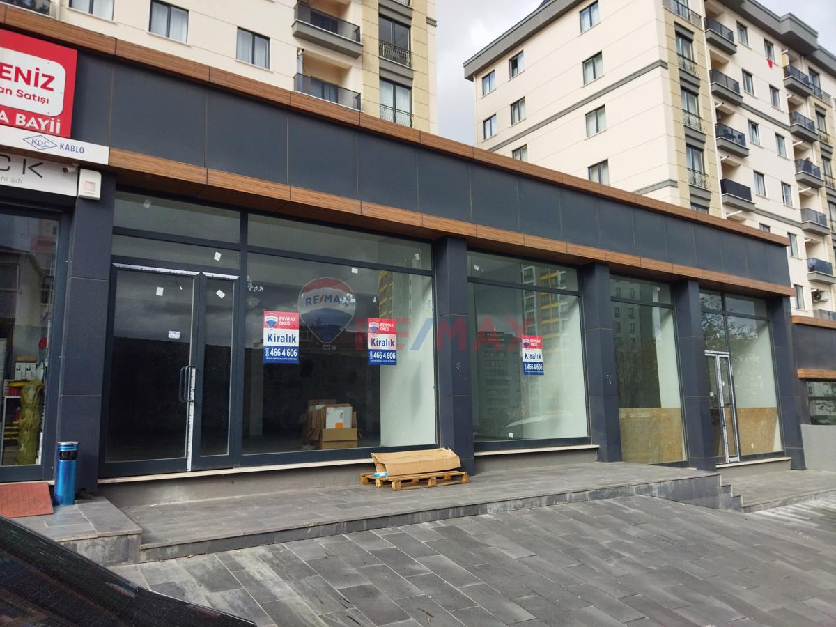 *Remax*Atilla Kostak* Sultanbeyli Adil Bosna Blv Dükkan&Mağaza